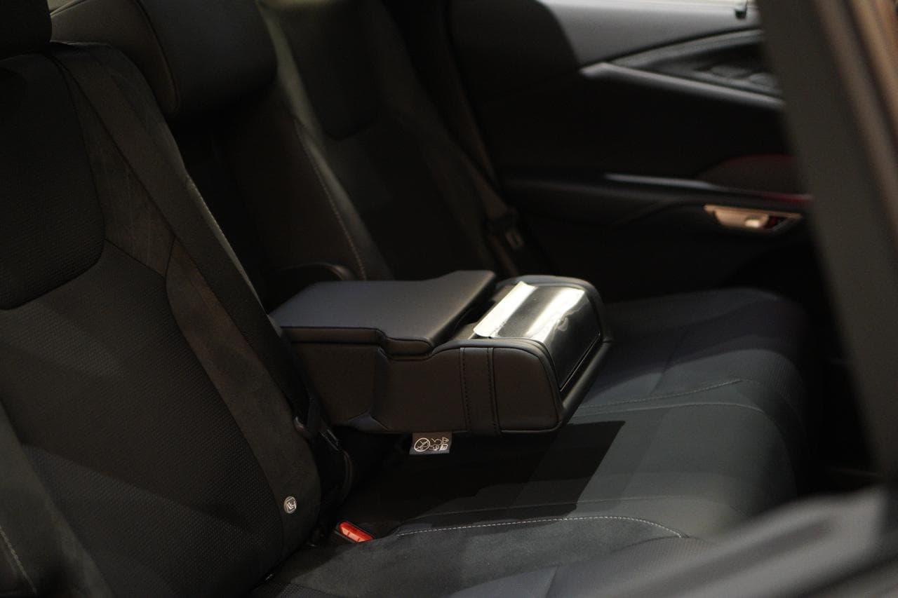 LEXUS RX350H LUXURY — view 11 of 17