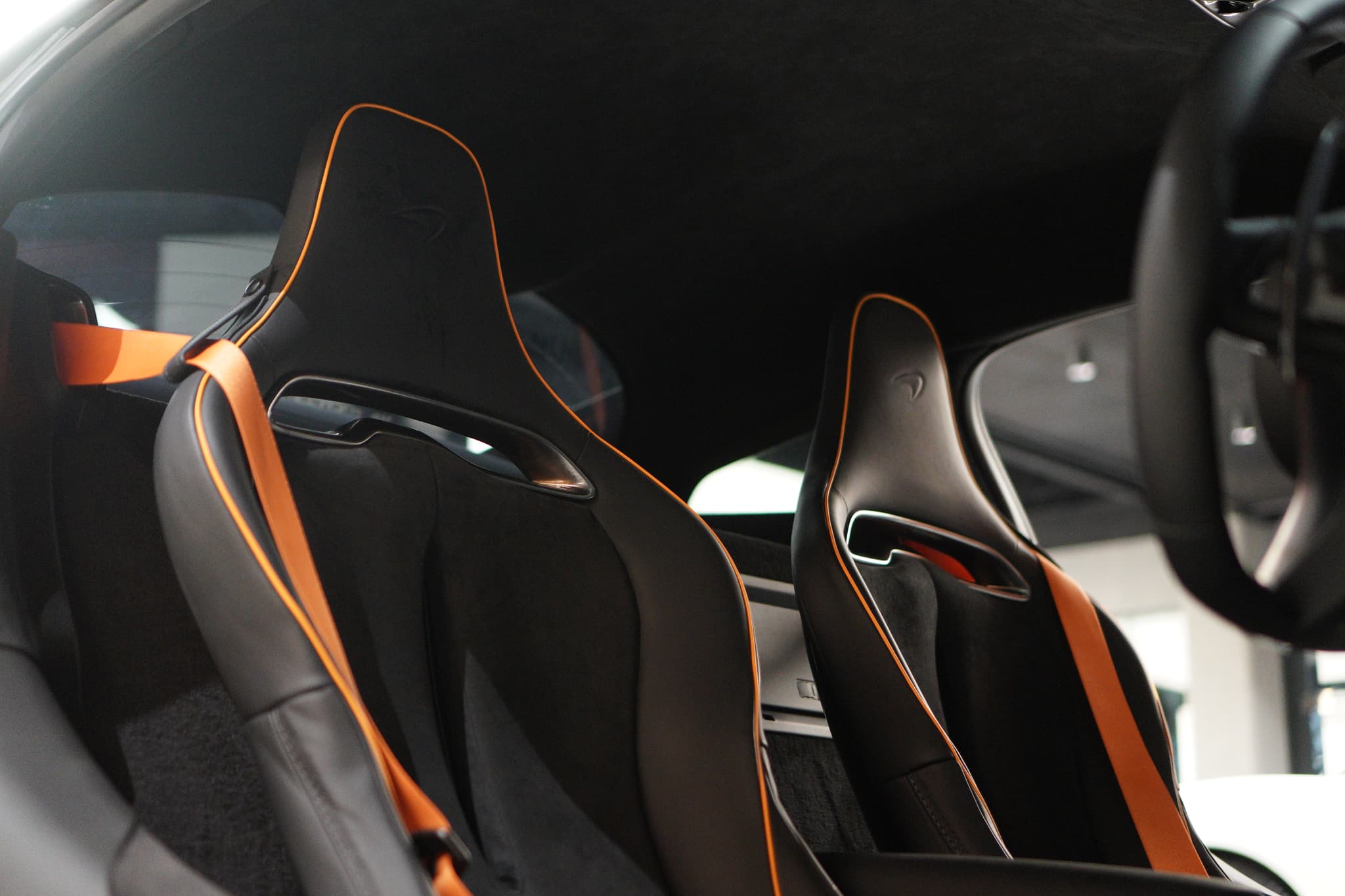 MCLAREN ARTURA — view 6 of 7