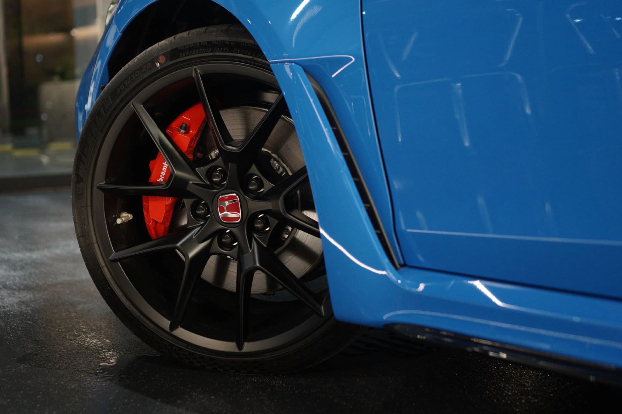 HONDA CIVIC 2.0 TYPE-R — view 16 of 18