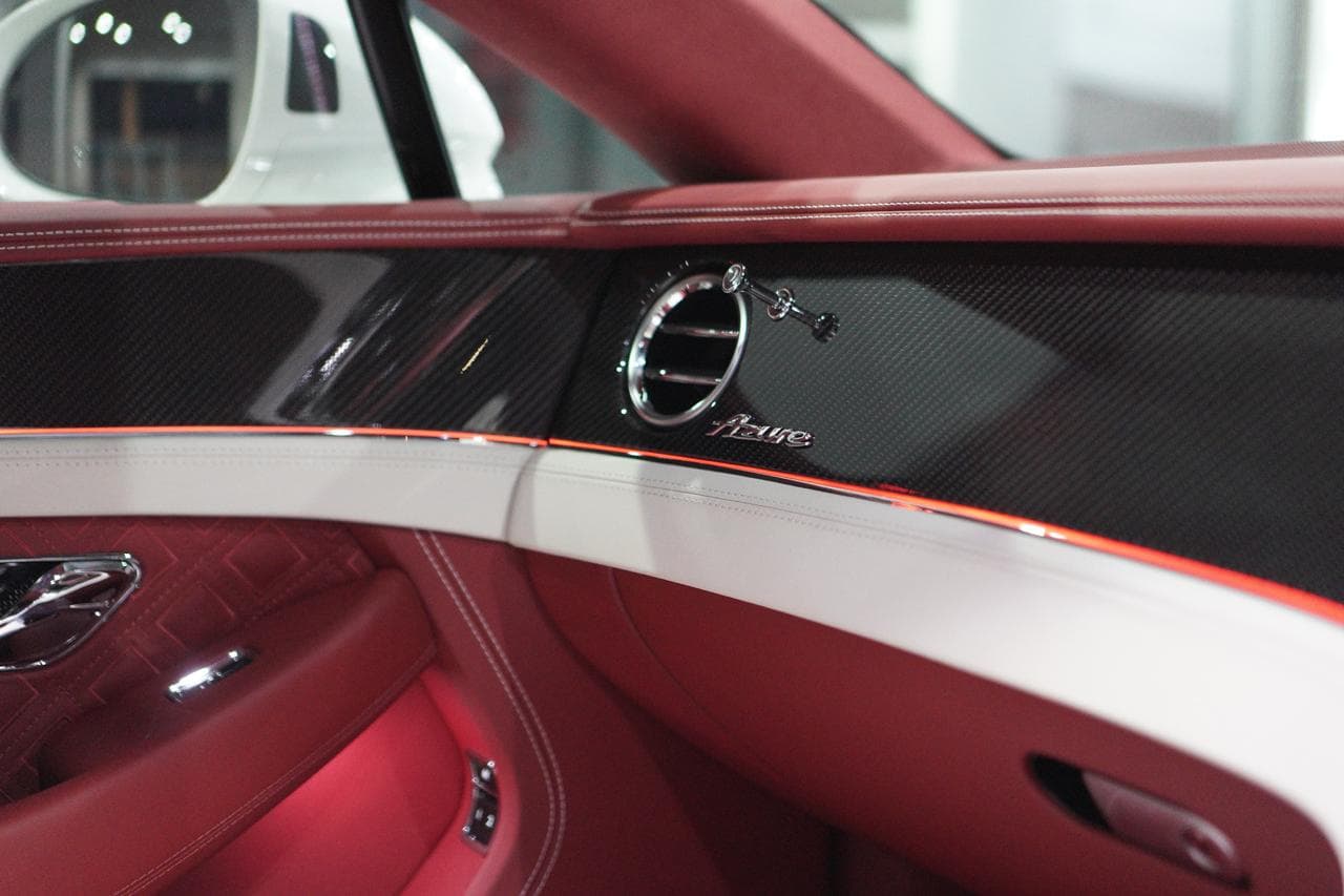 BENTLEY CONTINENTAL GT AZURE V8 — view 11 of 13