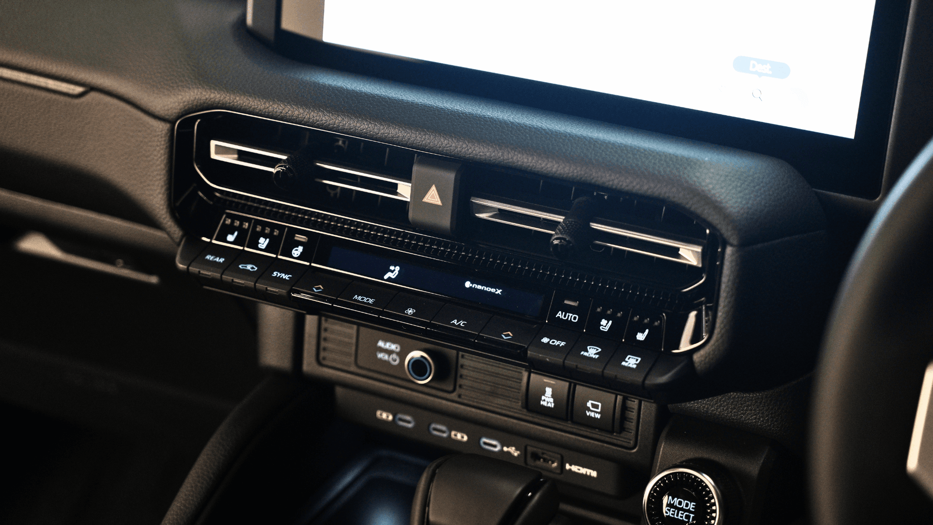 Land Cruiser Prado 250 VX Japan Spec — view 20 of 28