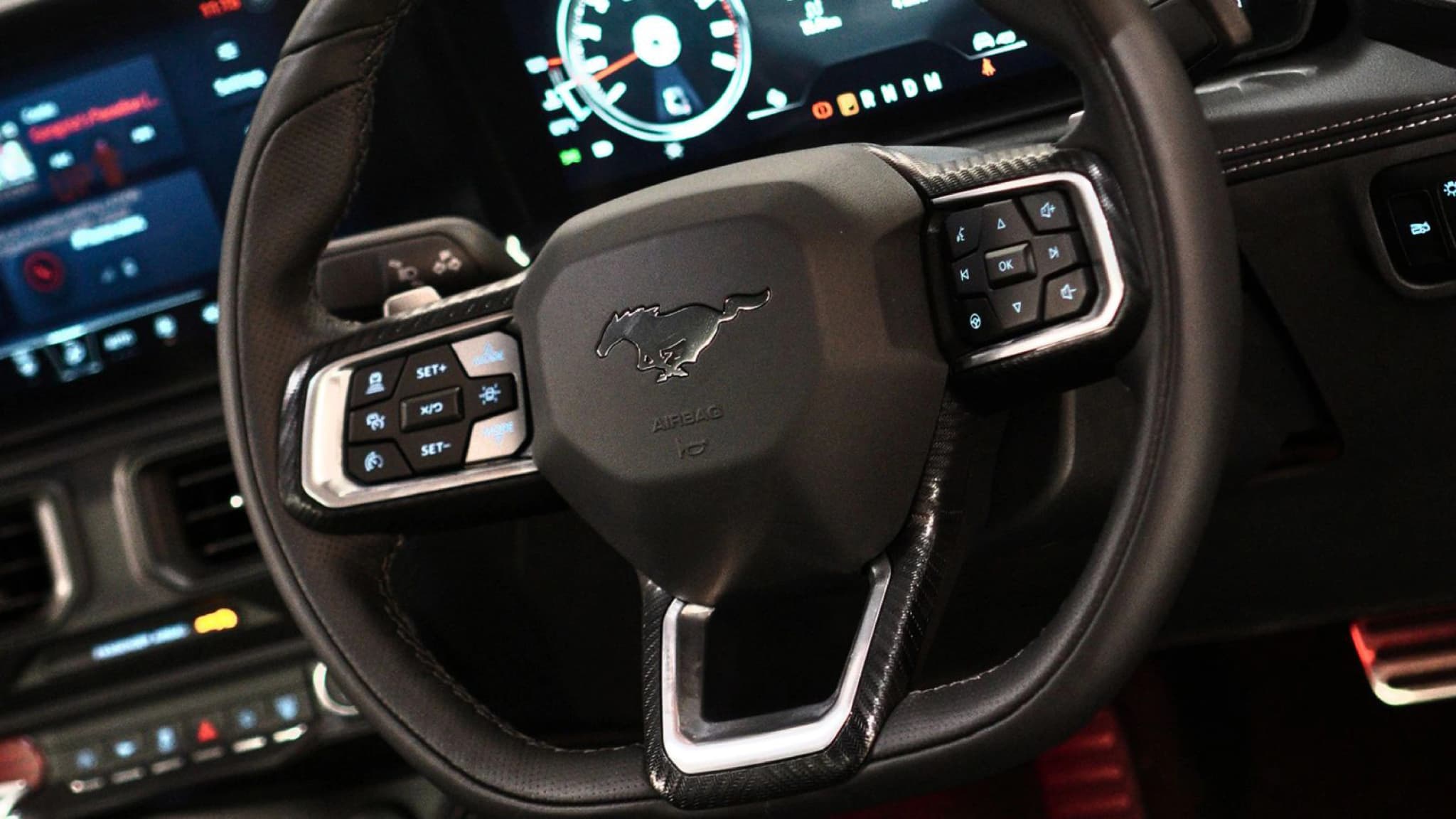 FORD MUSTANG 5.0 GT COUPE — view 13 of 18