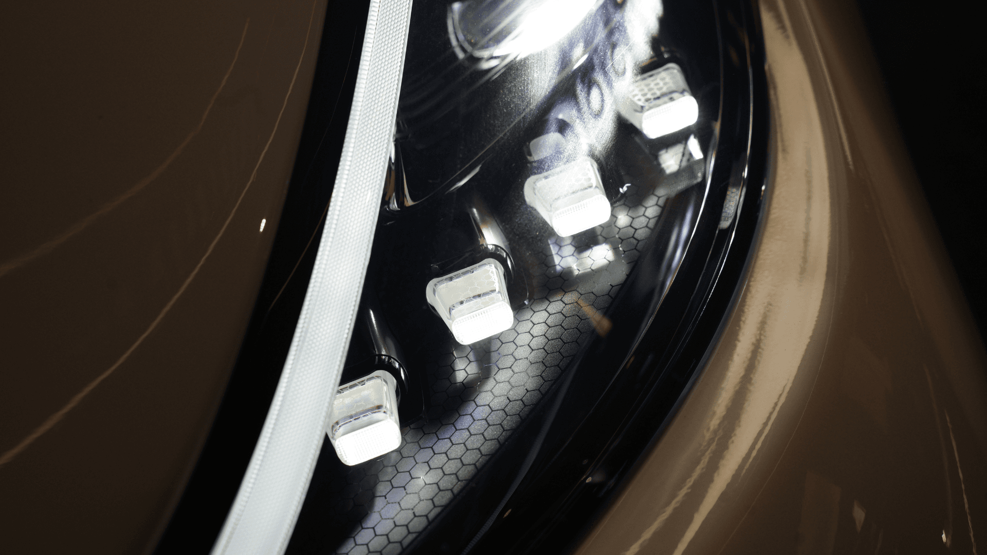 MG IM6 LUXURY — view 9 of 21