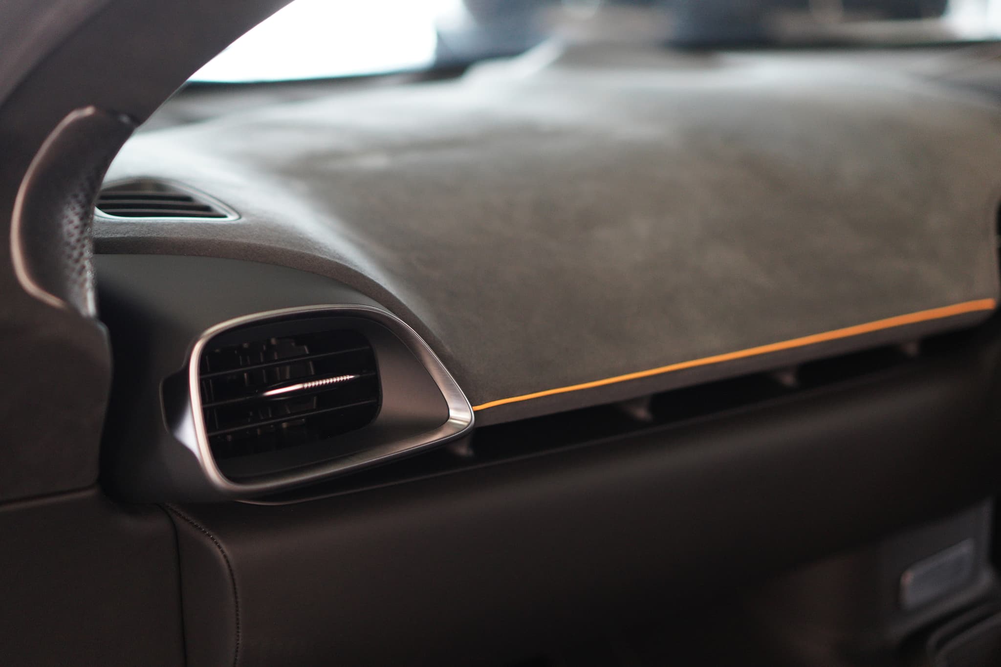 MCLAREN ARTURA — view 9 of 10