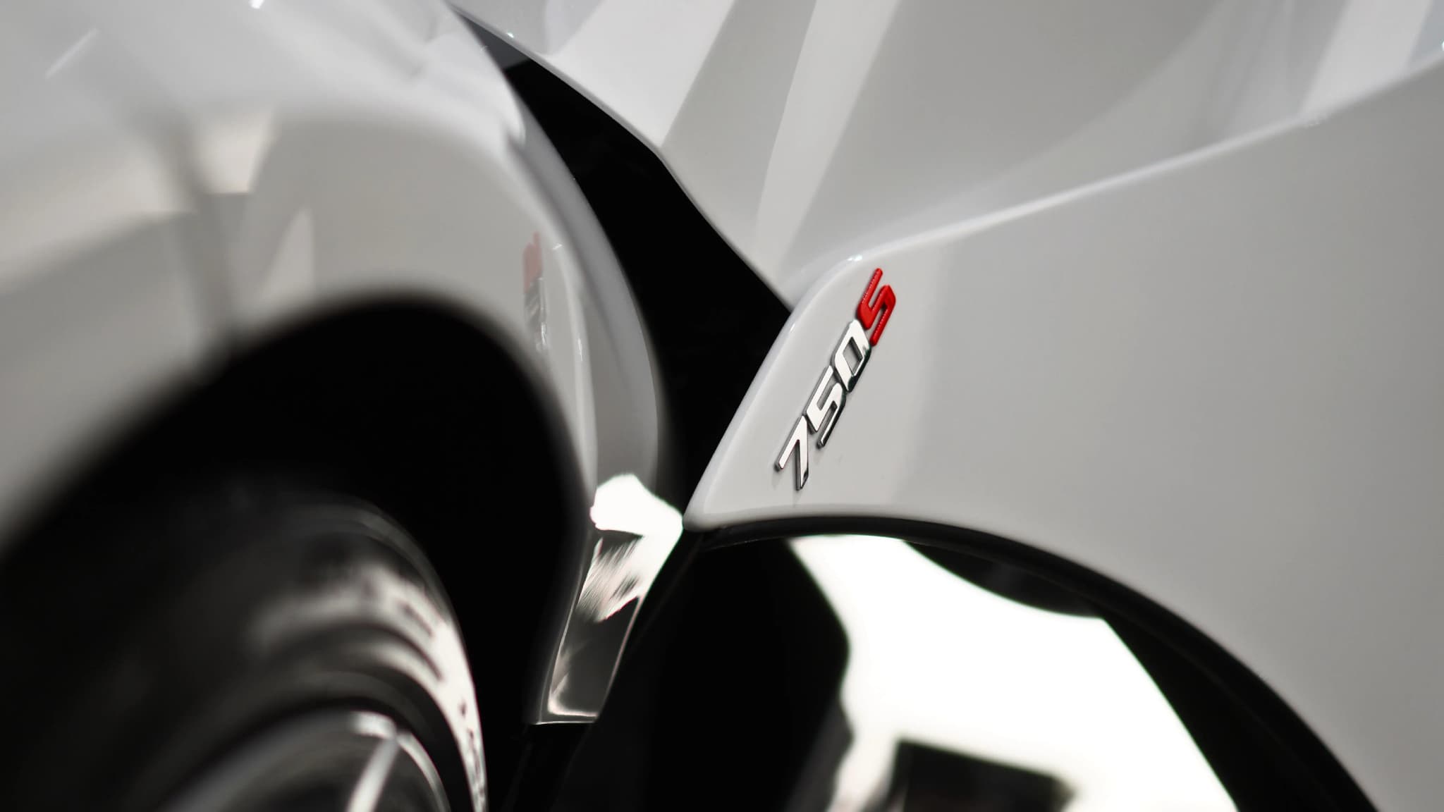 MCLAREN 750S SPIDER — view 8 of 20
