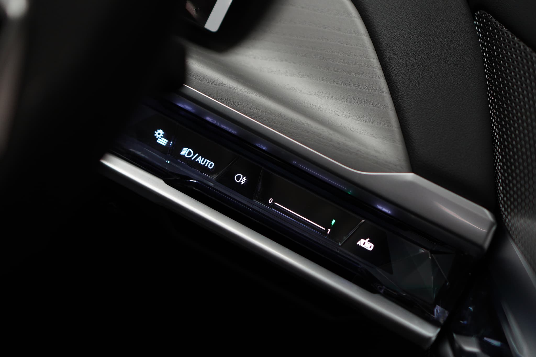 BMW i7 XDRIVE60 — view 6 of 15