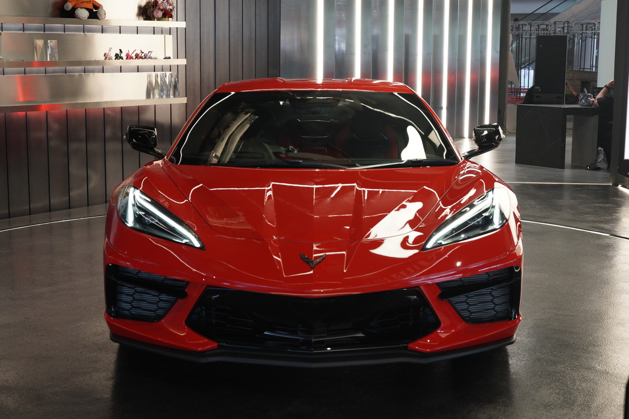 CHEVROLET CORVETTE STINGRAY — view 5 of 12