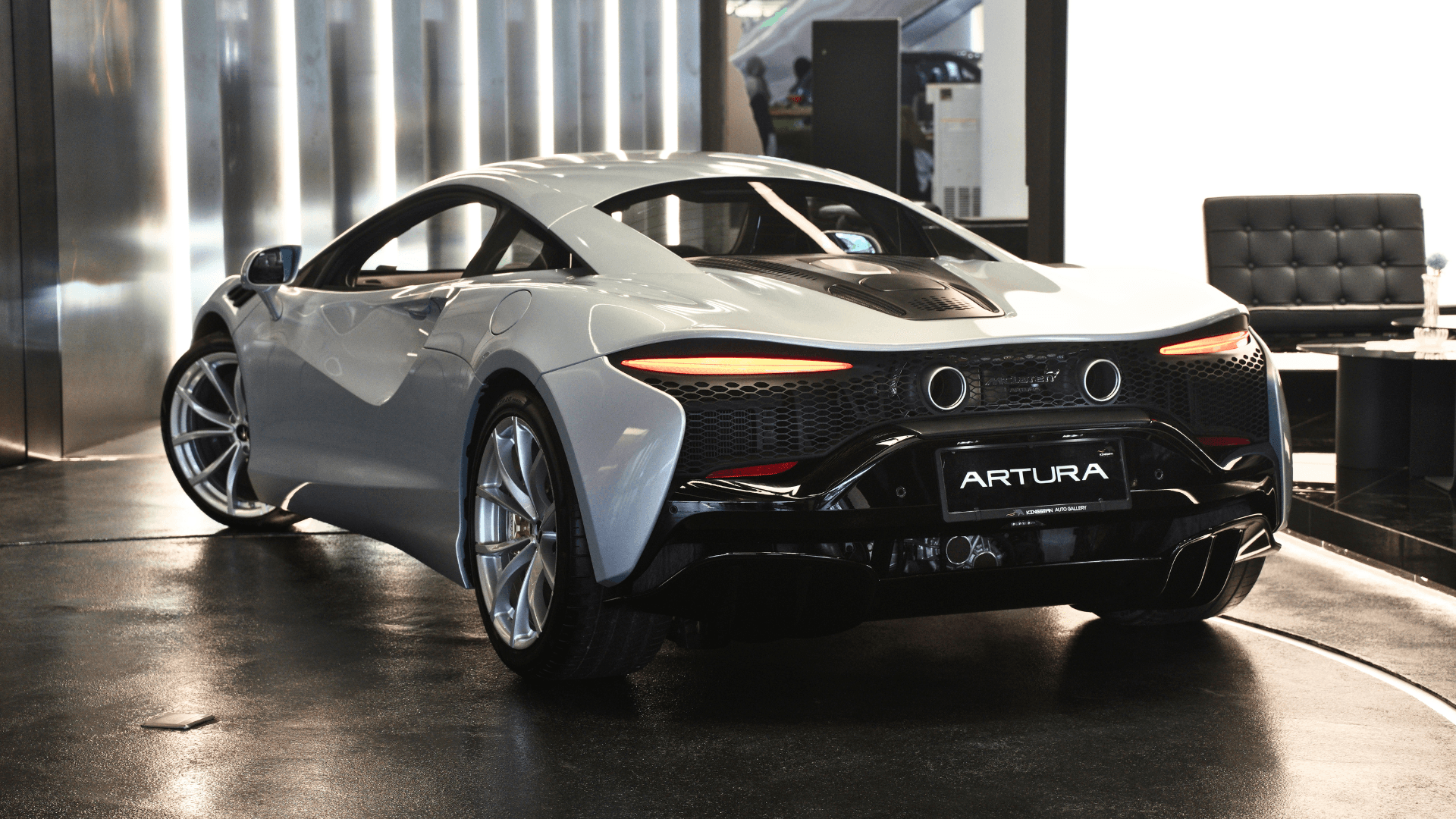 MCLAREN ARTURA — view 5 of 20