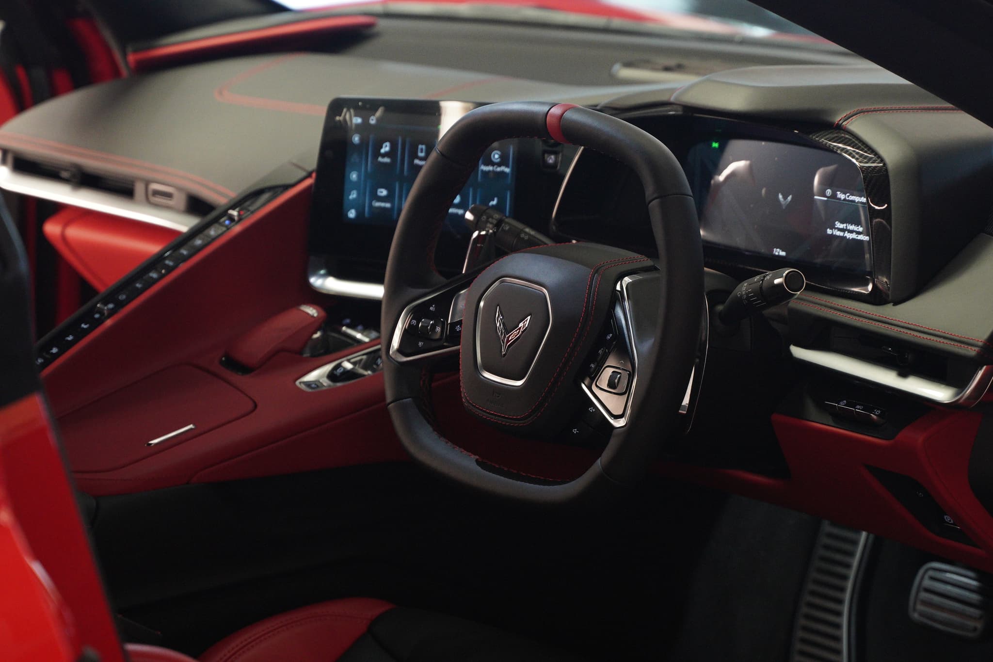 CHEVROLET CORVETTE STINGRAY — view 12 of 12