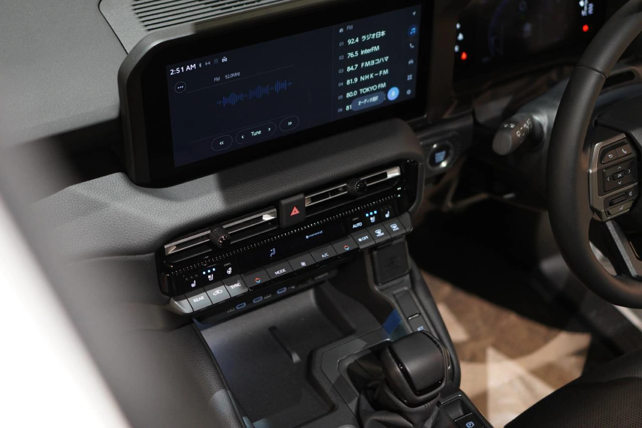TOYOTA LAND CRUISER 250 VX — view 9 of 13