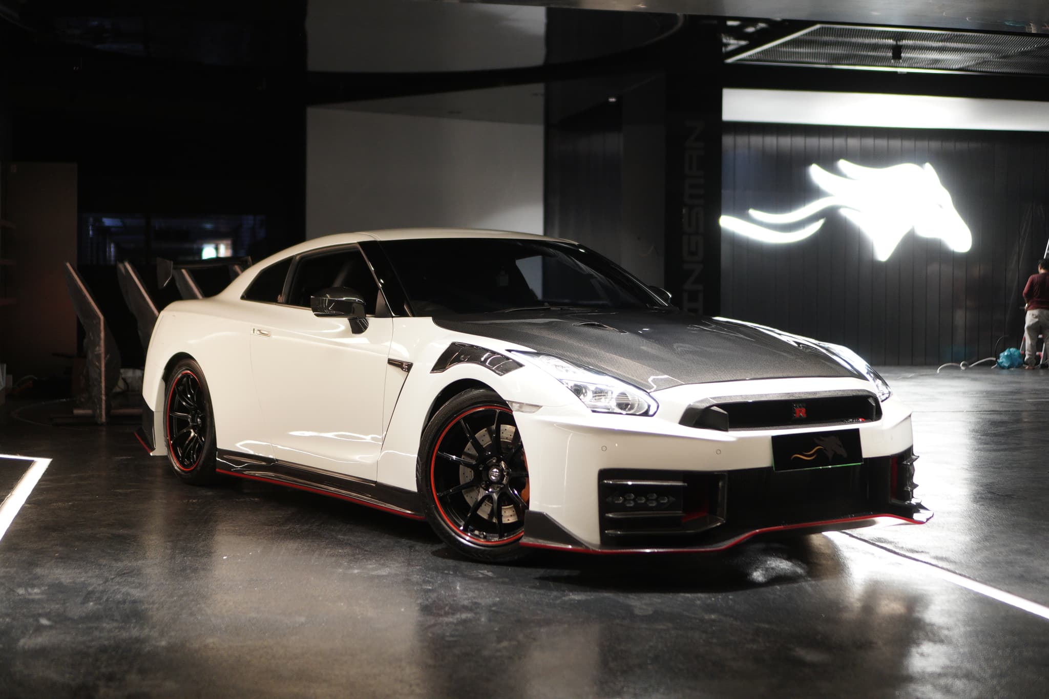 GTR NISMO — view 1 of 1
