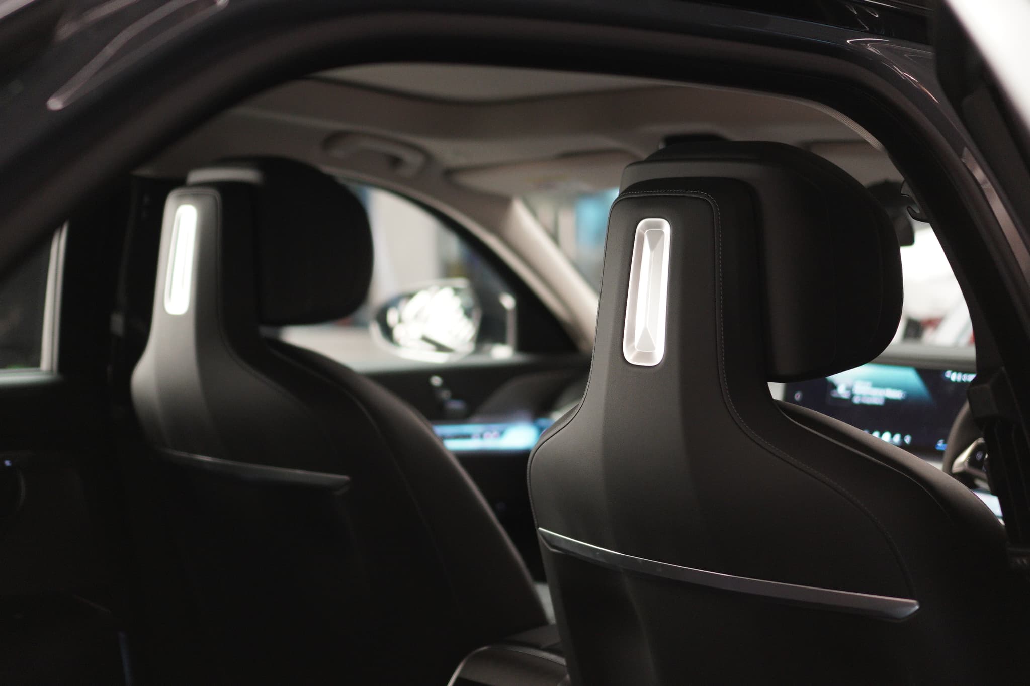BMW i7 XDRIVE60 — view 7 of 15