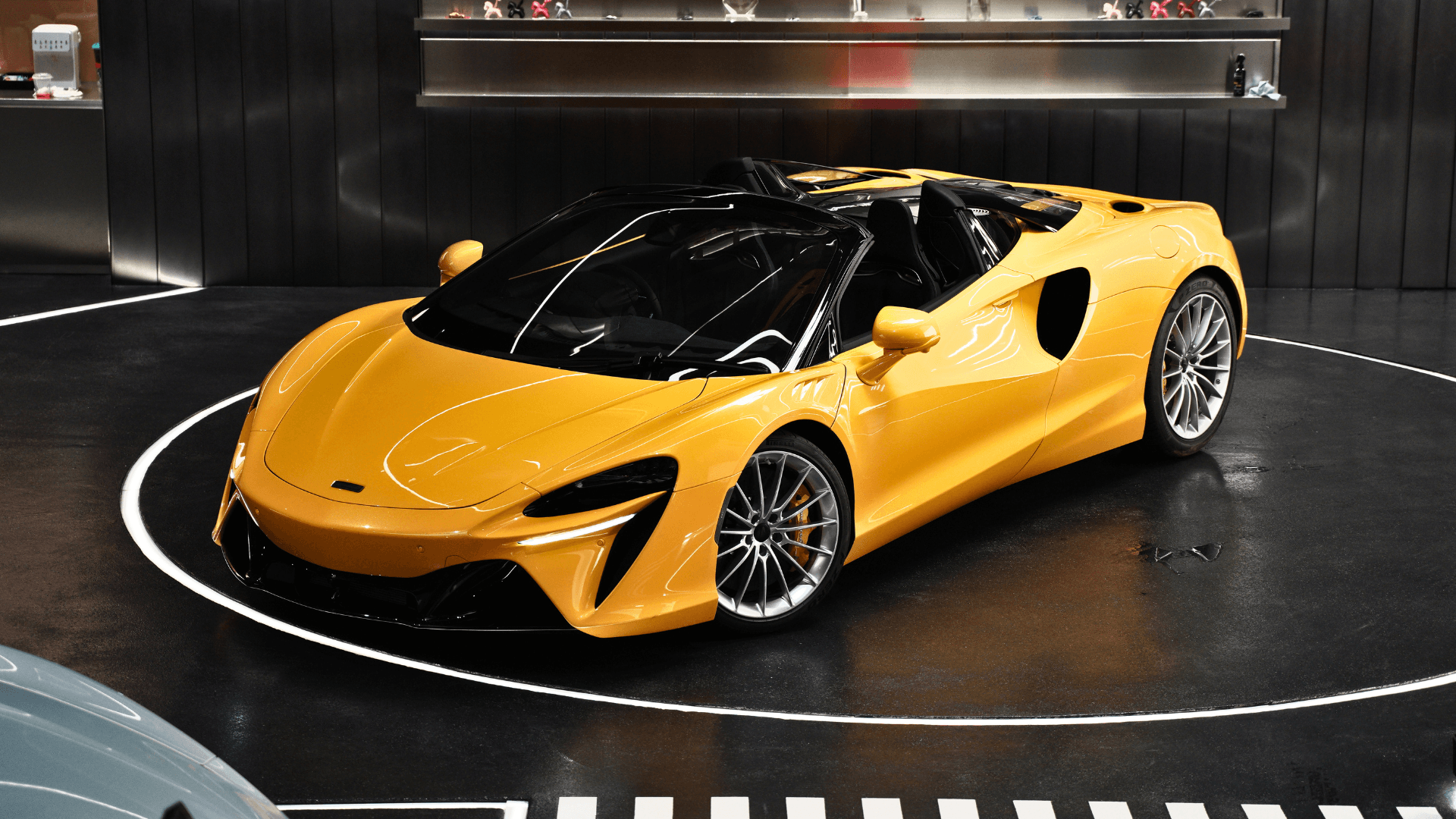 MCLAREN ARTURA SPIDER