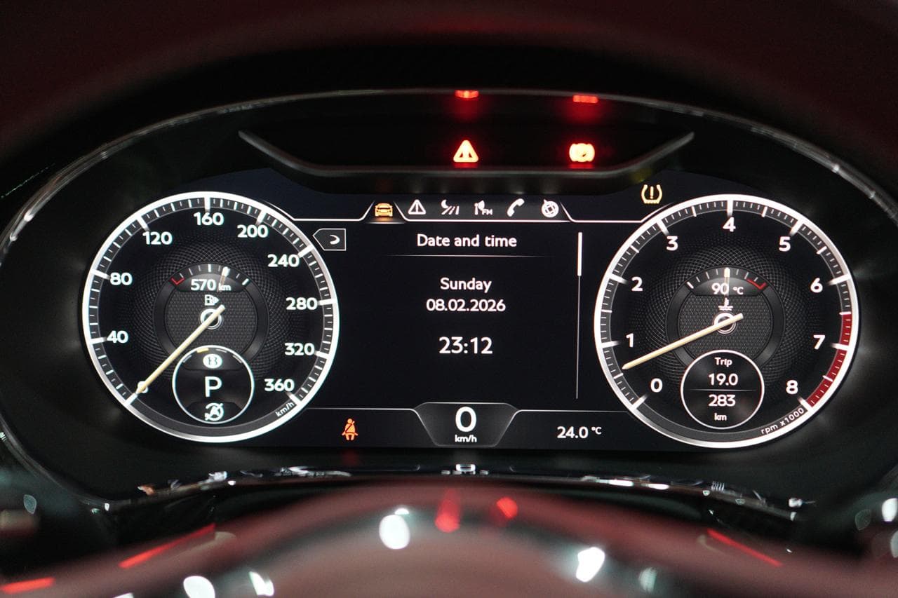 BENTLEY CONTINENTAL GT AZURE V8 — view 8 of 13