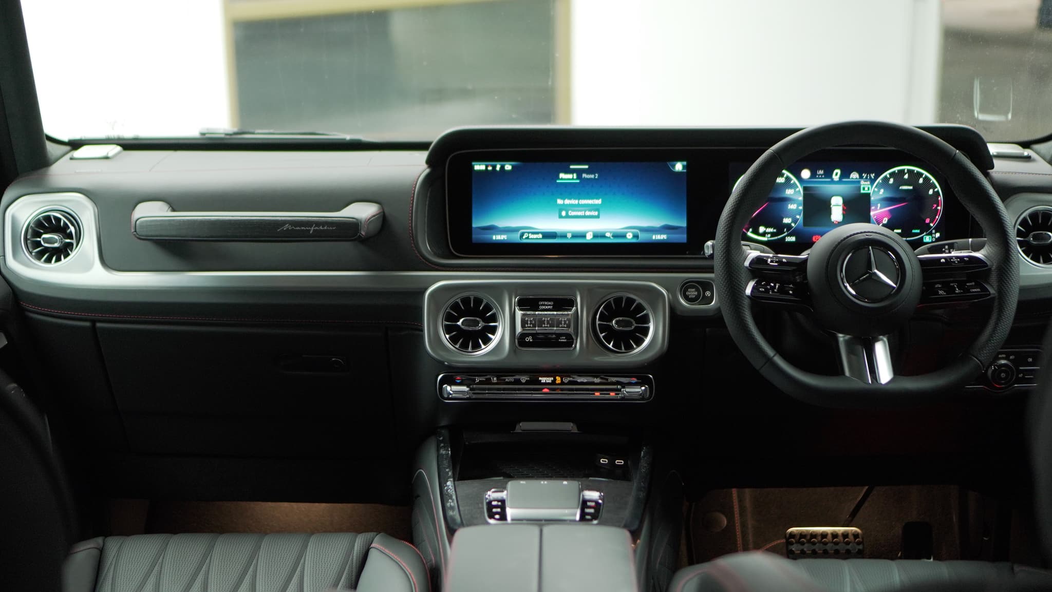 Mercedes G500 — view 6 of 13