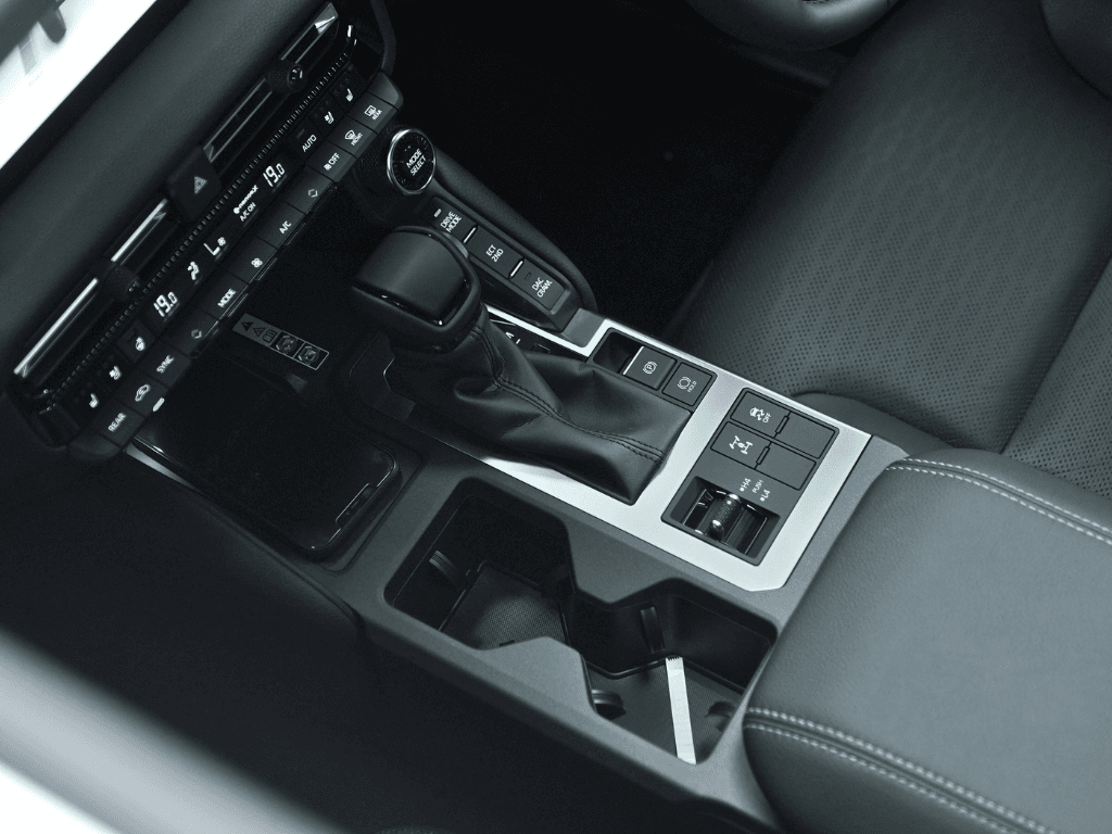 TOYOTA LAND CRUISER 250 VX — view 10 of 25