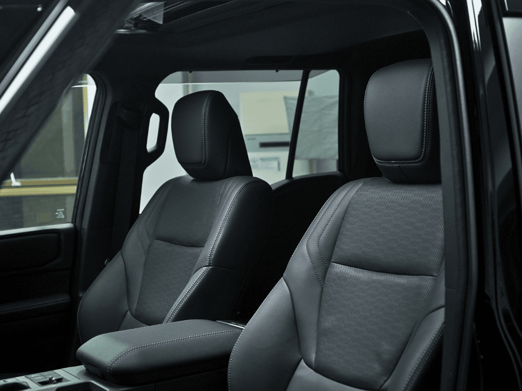 TOYOTA LAND CRUISER 250 VX — view 13 of 25
