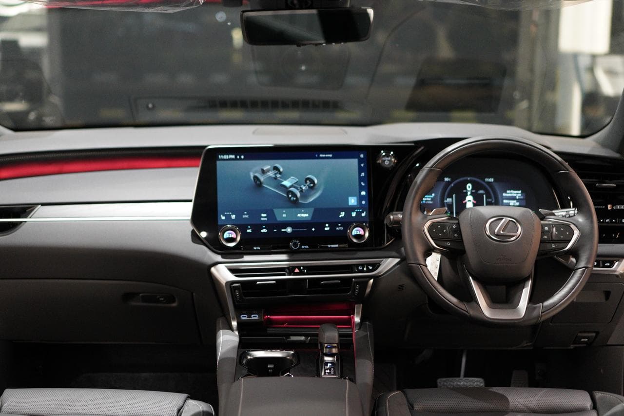 LEXUS RX350H LUXURY — view 7 of 17