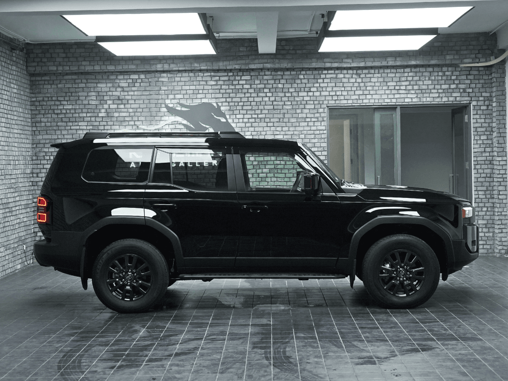 TOYOTA LAND CRUISER 250 VX — photo 3 of 4