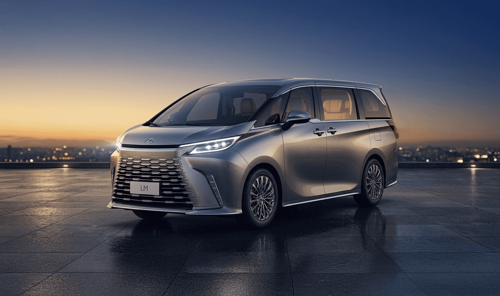 LEXUS LM350H