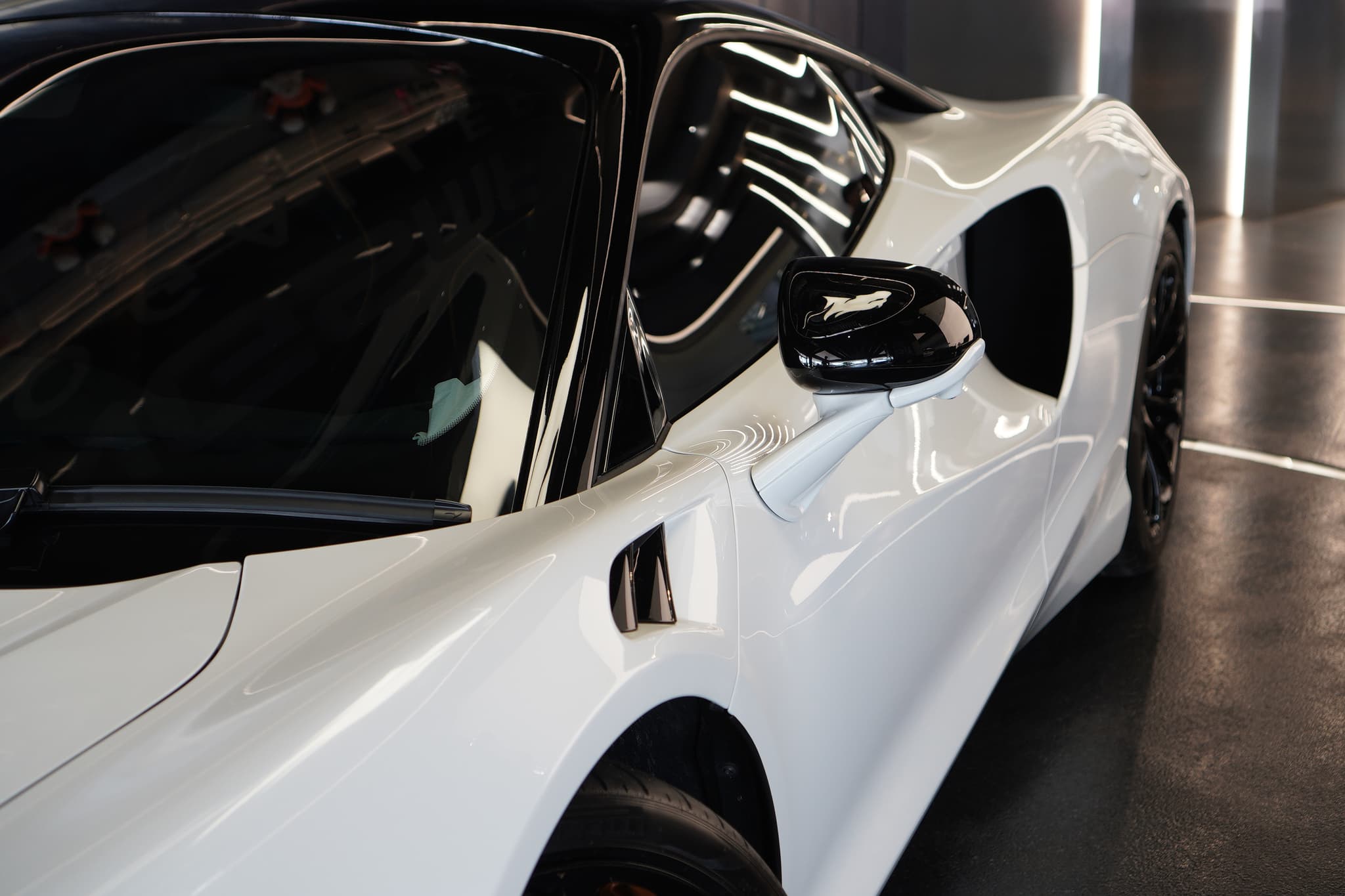 MCLAREN ARTURA — photo 3 of 4