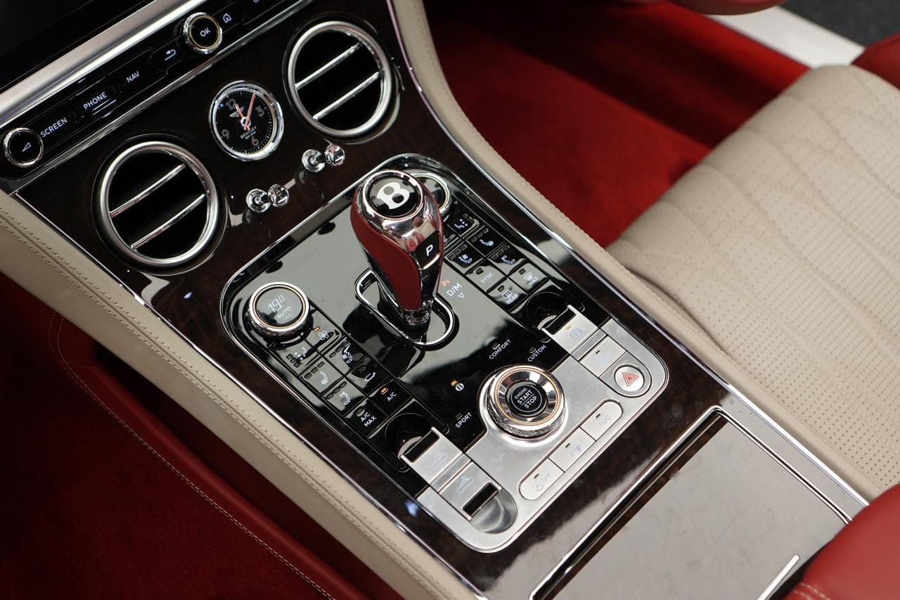 BENTLEY CONTINENTAL GT CONVERTIBLE AZURE V8 — view 10 of 15